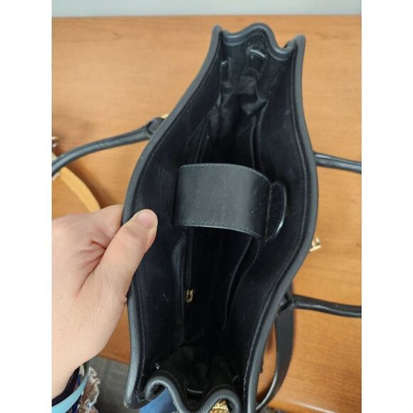 MICHAEL KORS HAMILTON BLACK QUILT LEATHER GOLD LOCK & KEY EW SATCHEL BAG. - Picture 5 of 11